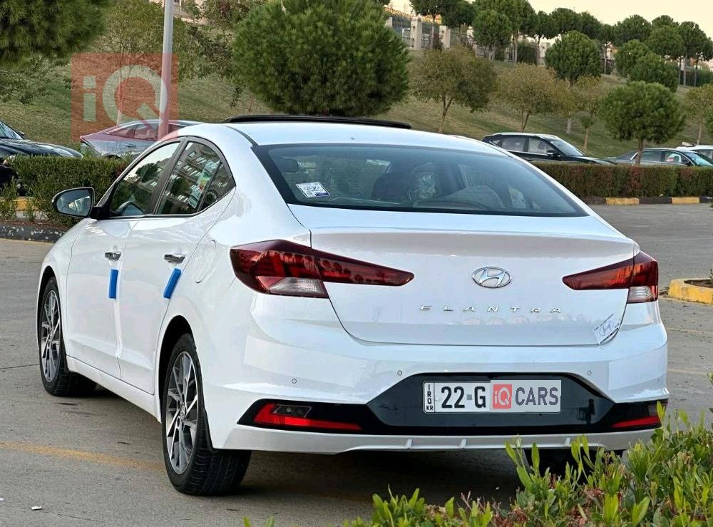 هيونداي النترا